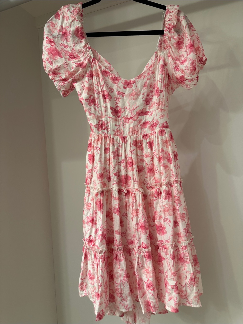 Mine small pink and white floral dress. Like new